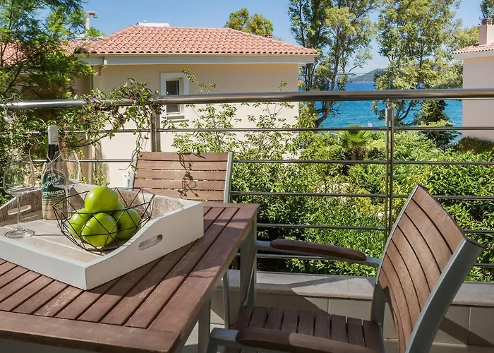 Deluxe Kefalonia 1 Bedroom Thalassa Tranquil Location Villa *